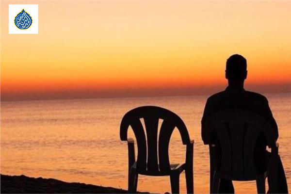 "الوحدة" ألم يعتصر القلب ولكن.. "أليس الله بكاف عبده"؟