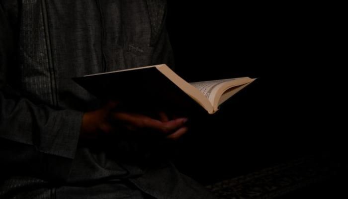  عثمان بن عفان.. حين تُضاء الحروف بنور القرآن.🌿