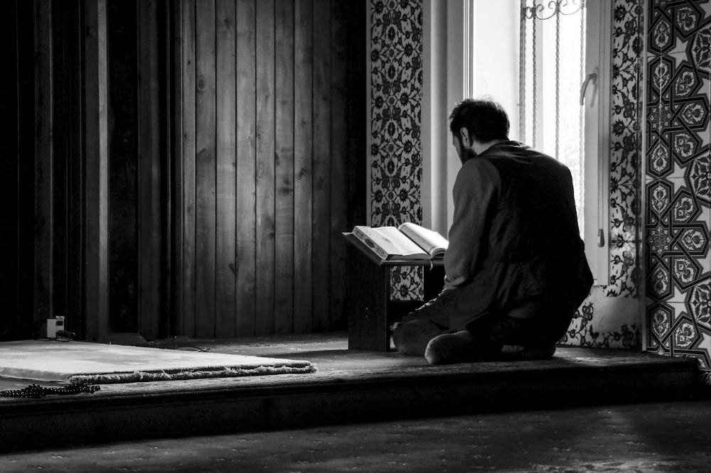 هل الإيمانُ يزيدُ وينقصُ؟ .. اكتشف الجواب الآن