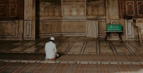 العَجَلة من الشيطان.. إلا في طريق الجنان!